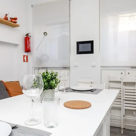 Daire Guestready - Minimalist Studio In Downtown Lisboa